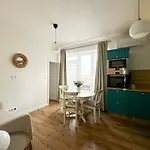 Διαμέρισμα S Velkou Terasou A Balkonom V Centre Mesta! *