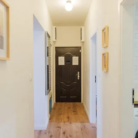 S Velkou Terasou A Balkonom V Centre Mesta! Apartmán Bratislava