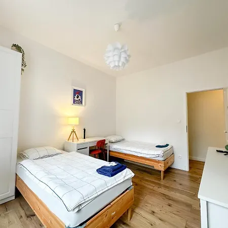 Apartmán S Velkou Terasou A Balkonom V Centre Mesta! *