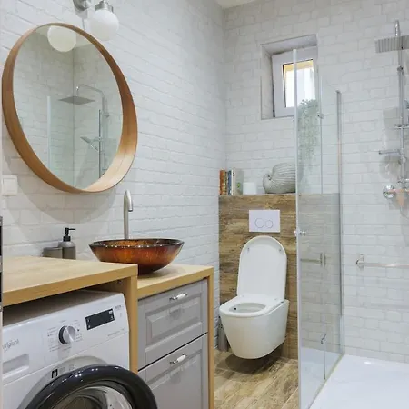 S Velkou Terasou A Balkonom V Centre Mesta! Апартаменты Братислава