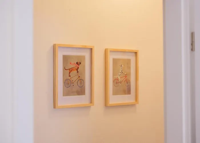 S Velkou Terasou A Balkonom V Centre Mesta! * Pozsony