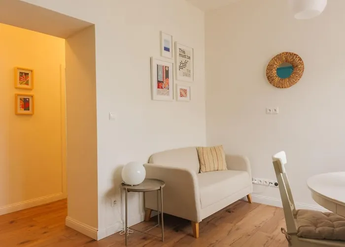 S Velkou Terasou A Balkonom V Centre Mesta! * Pozsony