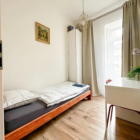 Appartement S Velkou Terasou A Balkonom V Centre Mesta! *