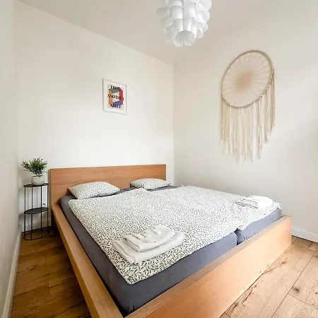 Apartman S Velkou Terasou A Balkonom V Centre Mesta! Pozsony